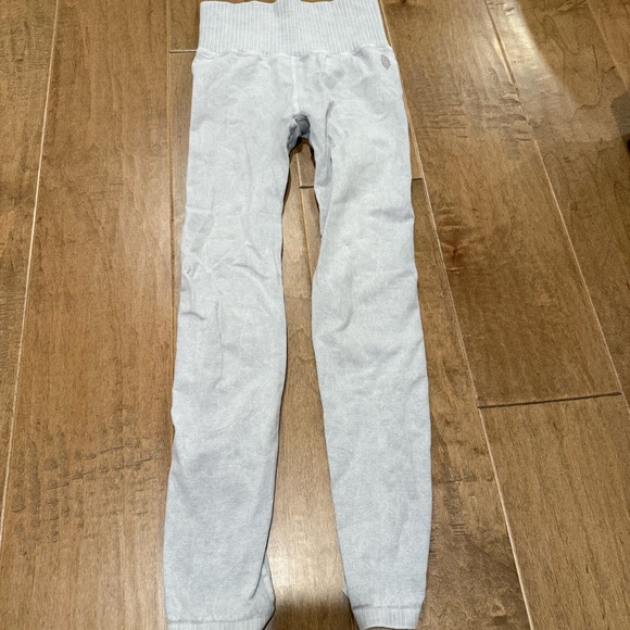 Free People Movement Good Karma Leggings Grey - Picture 3 of 5